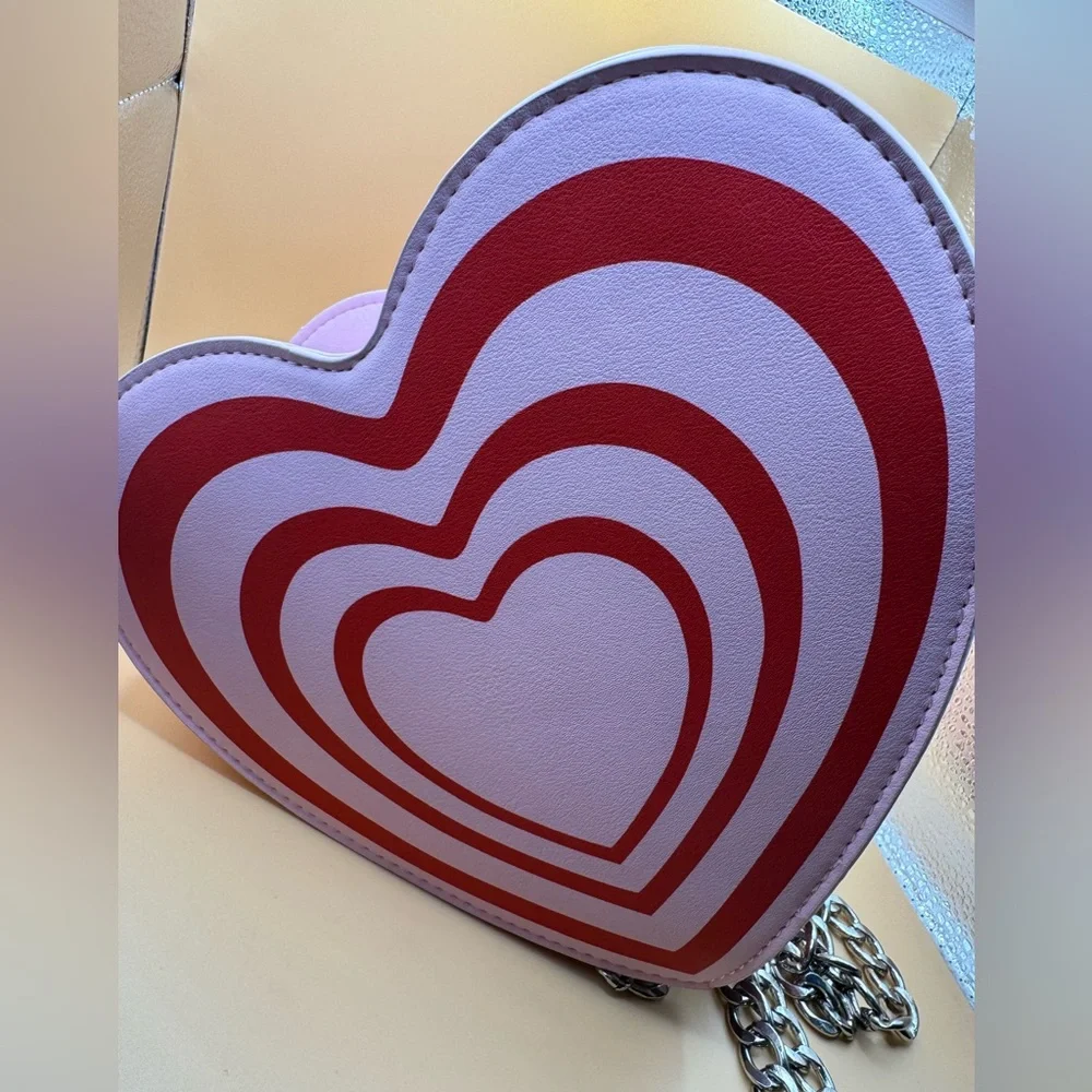 Skinny dip strawberry shortcake heart and chain shoulder purse/ bag - Picture 6 of 16